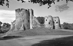 The Castle 1957, Chepstow