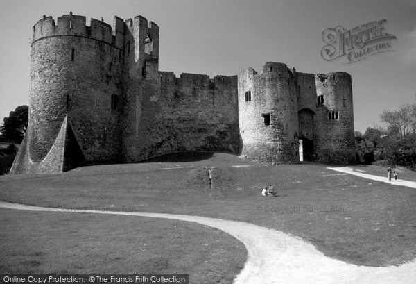Photo of Chepstow, The Castle 2004