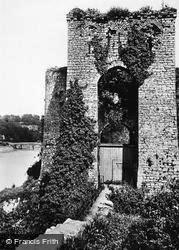 The Castle c.1935, Chepstow