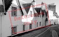 The Montague Almshouses 2004, Chepstow