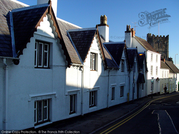 Photo of Chepstow, The Montague Almshouses 2004