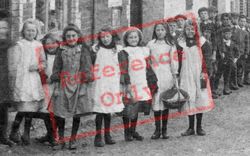 School Children 1906, Cheriton Fitzpaine