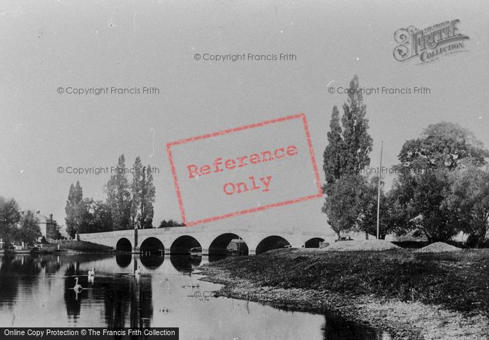 Photo of Chertsey, Bridge 1890