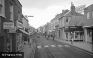 Guildford Street 1966, Chertsey