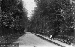 Chertsey, Ottershaw Road 1906