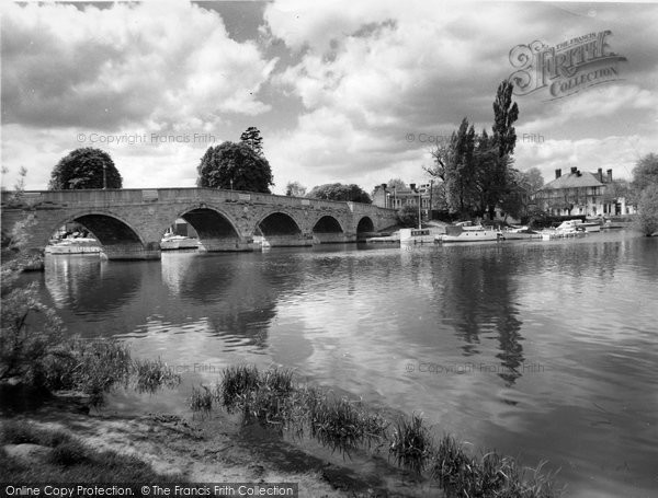 Photo of Chertsey, The Bridge 1962