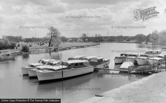 Photo of Chertsey, The River Thames 1962