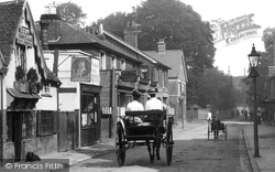 Trap In Guildford Street 1908, Chertsey