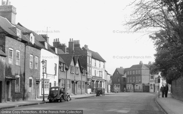 Photo of Chertsey, Windsor Street 1954