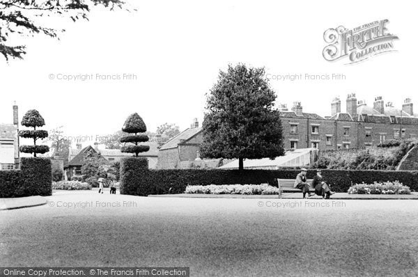 Photo of Cheshunt, Grundy Park c1955