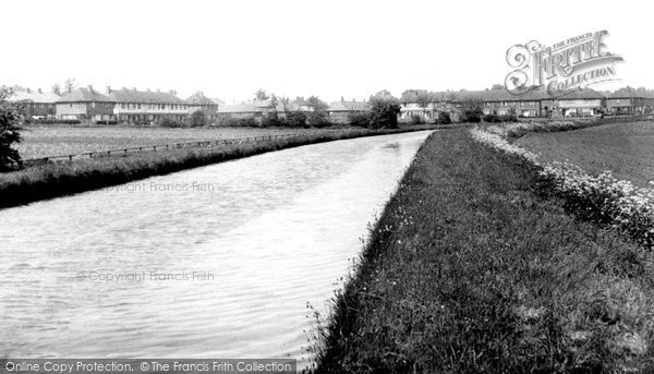 Photo of Cheshunt, New River, Bury Green Estate c.1960