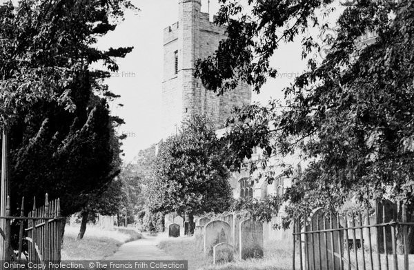 Photo of Cheshunt, St Mary's Church c.1955