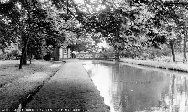Photo of Cheshunt, The New River c.1960