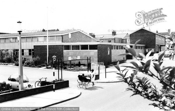 Photo of Cheshunt, Wolsey Hall c.1965
