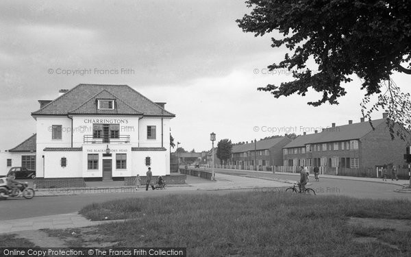 Photo of Chessington, The Blackamoor's Head, Moor Lane 1952