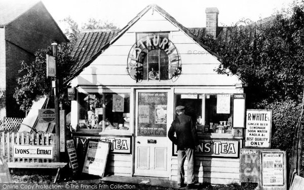 Photo of Chessington, The Old Forge Tea Rooms 1934