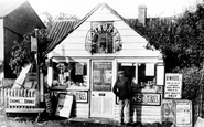 The Old Forge Tea Rooms 1934, Chessington