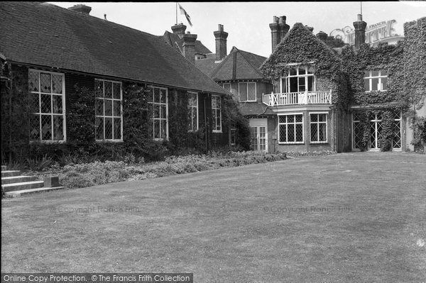Photo of Chessington, Zoo, The House 1961
