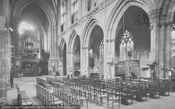 Photo of Chester, Cathedral, Across South Transept 1923