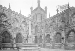 Cathedral And War Memorial 1923, Chester