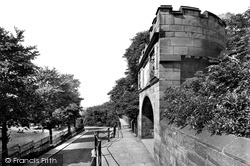 Goblin Tower And City Walls 1929, Chester
