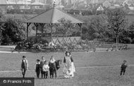Children In Queen's Park 1902, Chesterfield