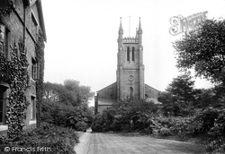 Holy Trinity Church 1914, Chesterfield