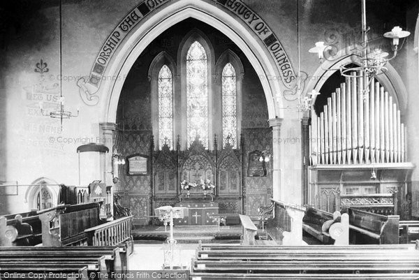 Photo of Chesterfield, Holy Trinity Church, The George Stephenson Memorial 1914