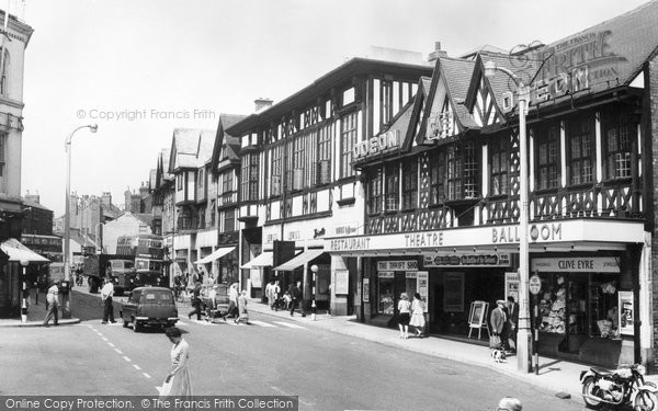 Photo of Chesterfield, Holywell Street c.1960