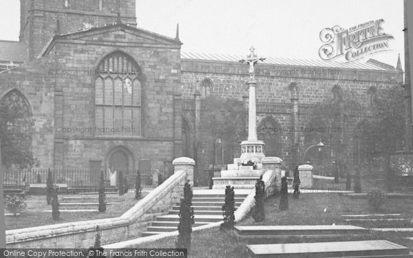 Photo of Chesterfield, Memorial Cross 1919