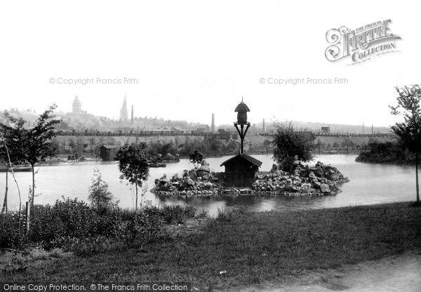 Photo of Chesterfield, The Park 1896