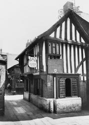 The Royal Oak, Oldest Inn c.1960, Chesterfield