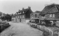 Swan Hotel 1902, Chiddingfold