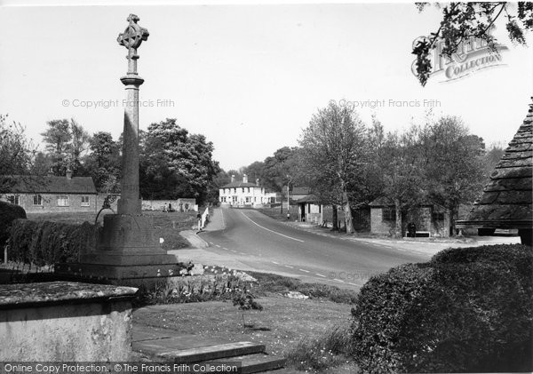Photo of Chiddingfold, The Memorial c.1960