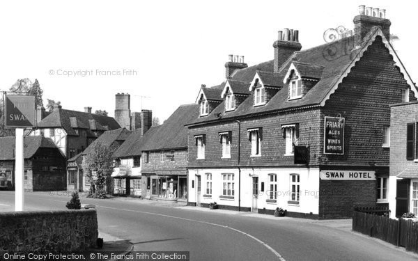 Photo of Chiddingfold, The Swan Inn c.1965