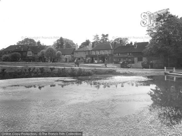 Photo of Chiddingfold, Village 1933