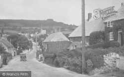 Village 1930, Chideock