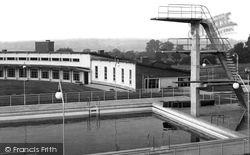 Grange Farm Swimming Pool c.1955, Chigwell