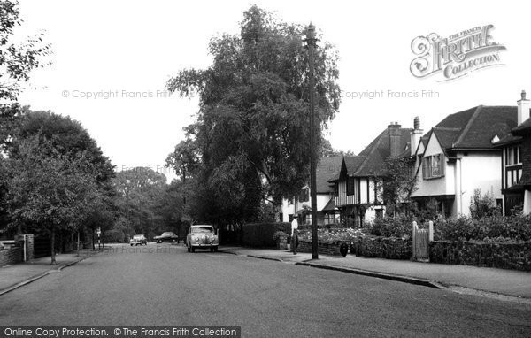 Photo of Chigwell, New Forest Lane c.1960
