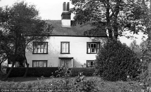 Photo of Chigwell Row, Oaklands Farm c.1955