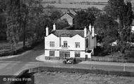 The Maypole Inn c.1935, Chigwell Row