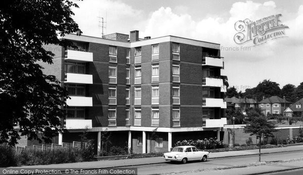 Photo of Chigwell, Spanbrook Flats c.1965