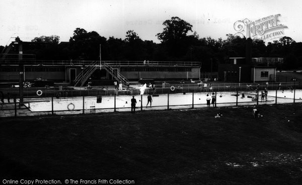 Photo of Chigwell, The Swimming Pool c.1965