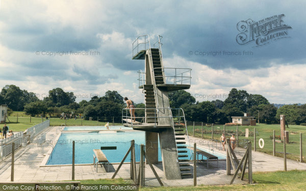 Photo of Chigwell, The Swimming Pool Grange Farm Centre 1965