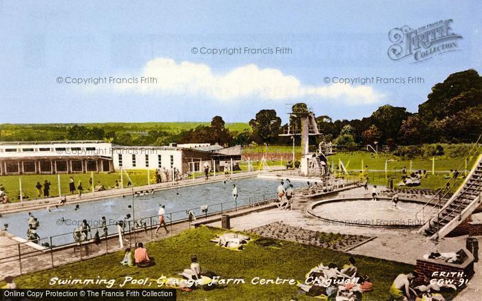 Photo of Chigwell, The Swimming Pool Grange Farm Centre c.1960