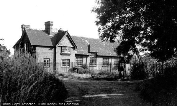Photo of Chigwell, The Village School c.1955