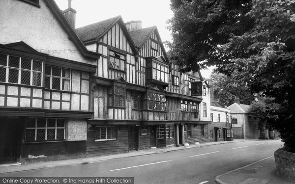 Photo of Chigwell, Ye Kings Head c.1965