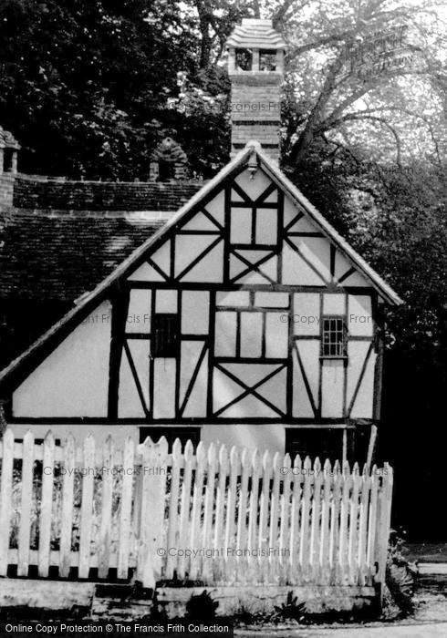 Photo of Chilham, Taylors Hill, Well Cottage c.1955