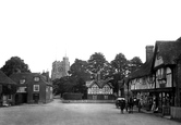 The Square 1913, Chilham