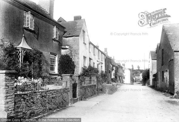 Photo of Chillington, Village 1904